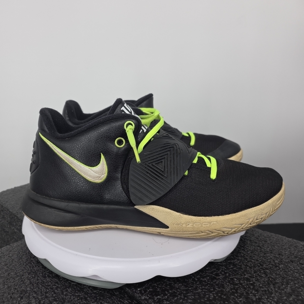 Nike Kyrie Low 2 Black Metallic Silver Cyber BQ3060-001 Men's 11 Shoes Sneakers - Picture 8 of 9